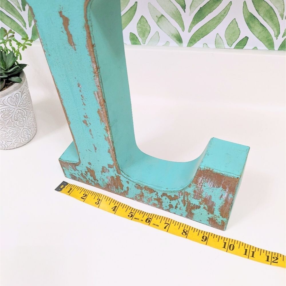 Rustic Chic Letter "L" Wall Decor - Picture 6 of 7
